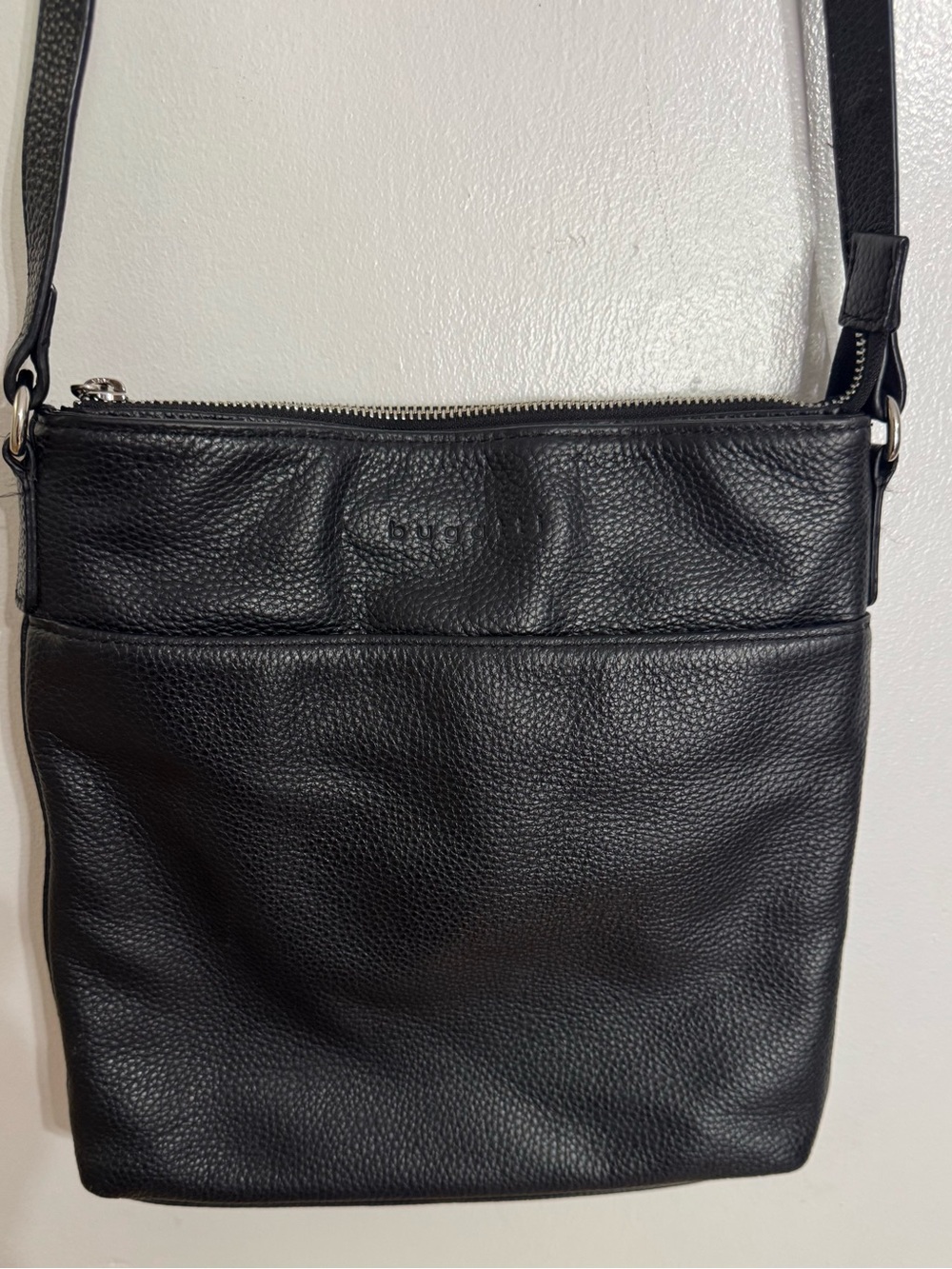 Bugatti Black Pebbled Leather Bag EUC